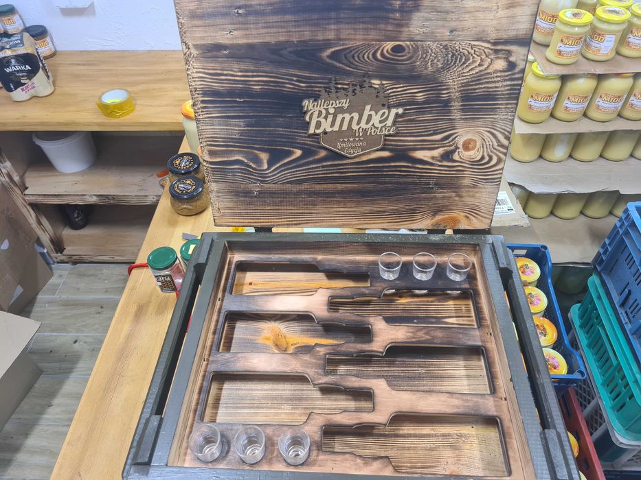 Skrzynka Drewniana Wojskowa na Alkohol Duch Puszczy