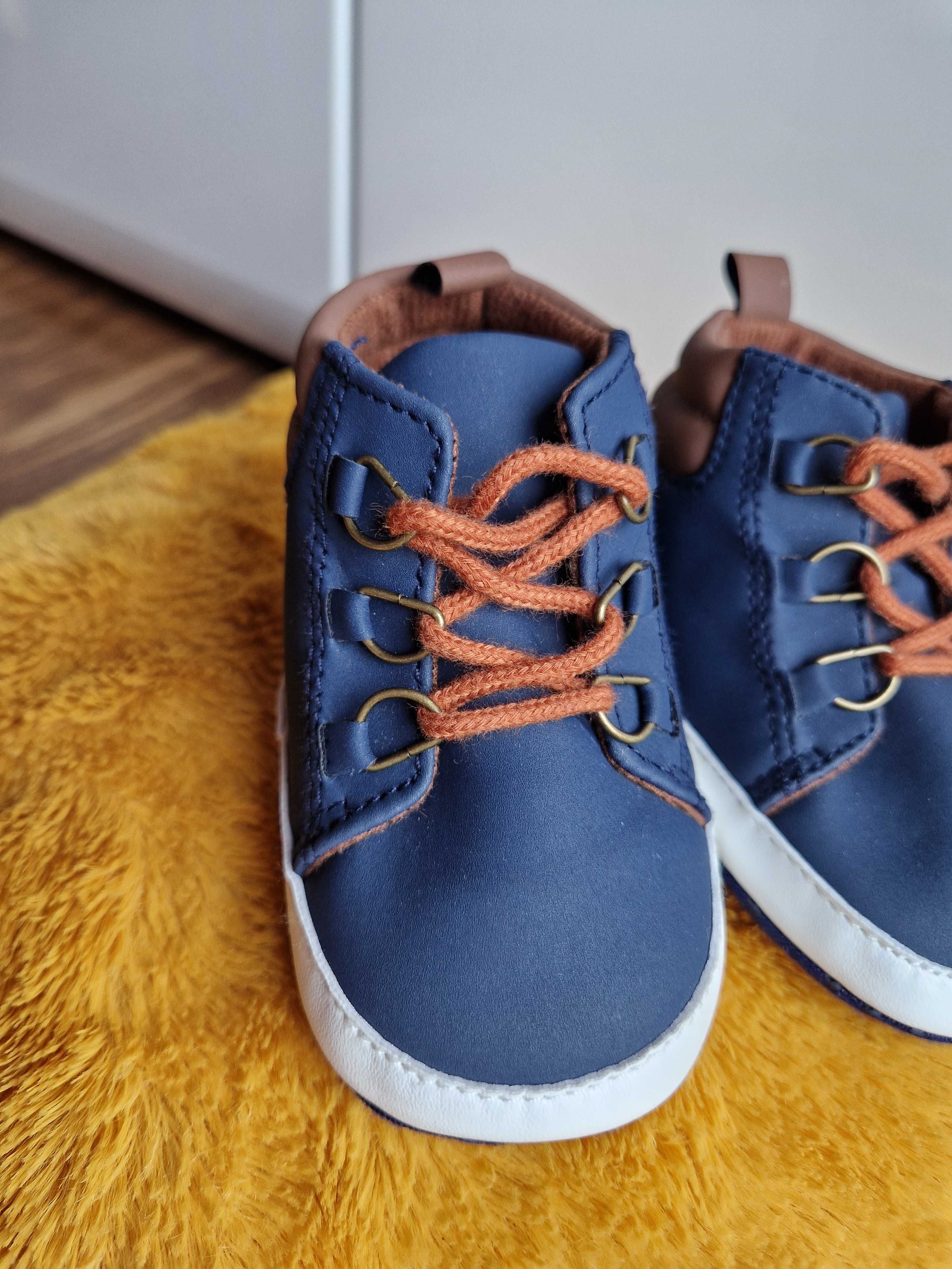 Buciki niemowlęce NIECHODKI r. 20 (12,5cm)
