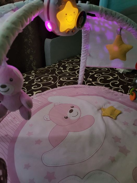 Розвиваючий килимок з проектором-нічником 3 в 1 Chicco