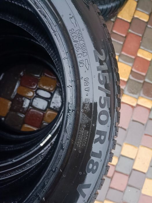 Continental 215/50 R18 комплект всесезонних шин