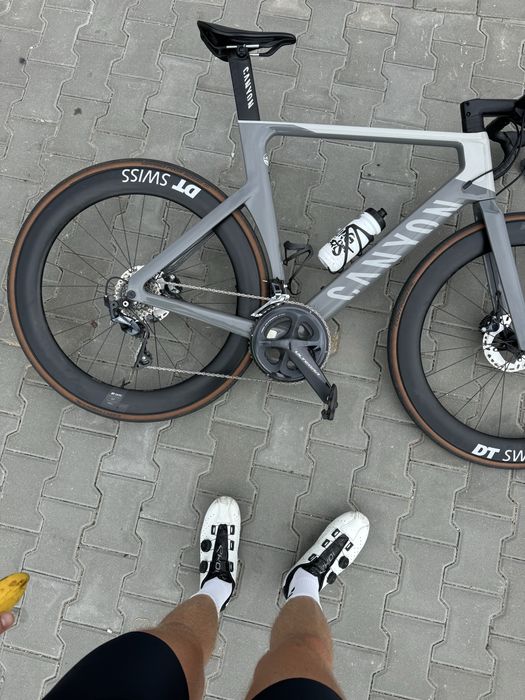 Canyon Aeroad cf SL 8 ultegra dt swiss 62mm rozm L
