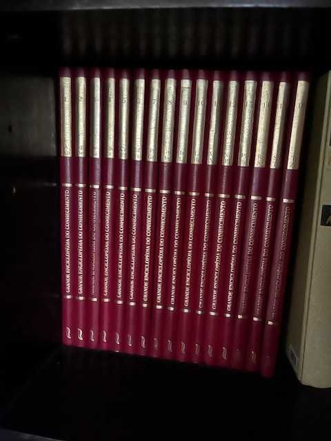 Grande enciclopedia do conhecimento