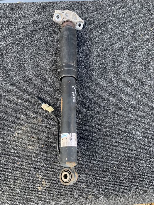 Opel Astra J IV GTC amortyzator prawy tylny tył IDS