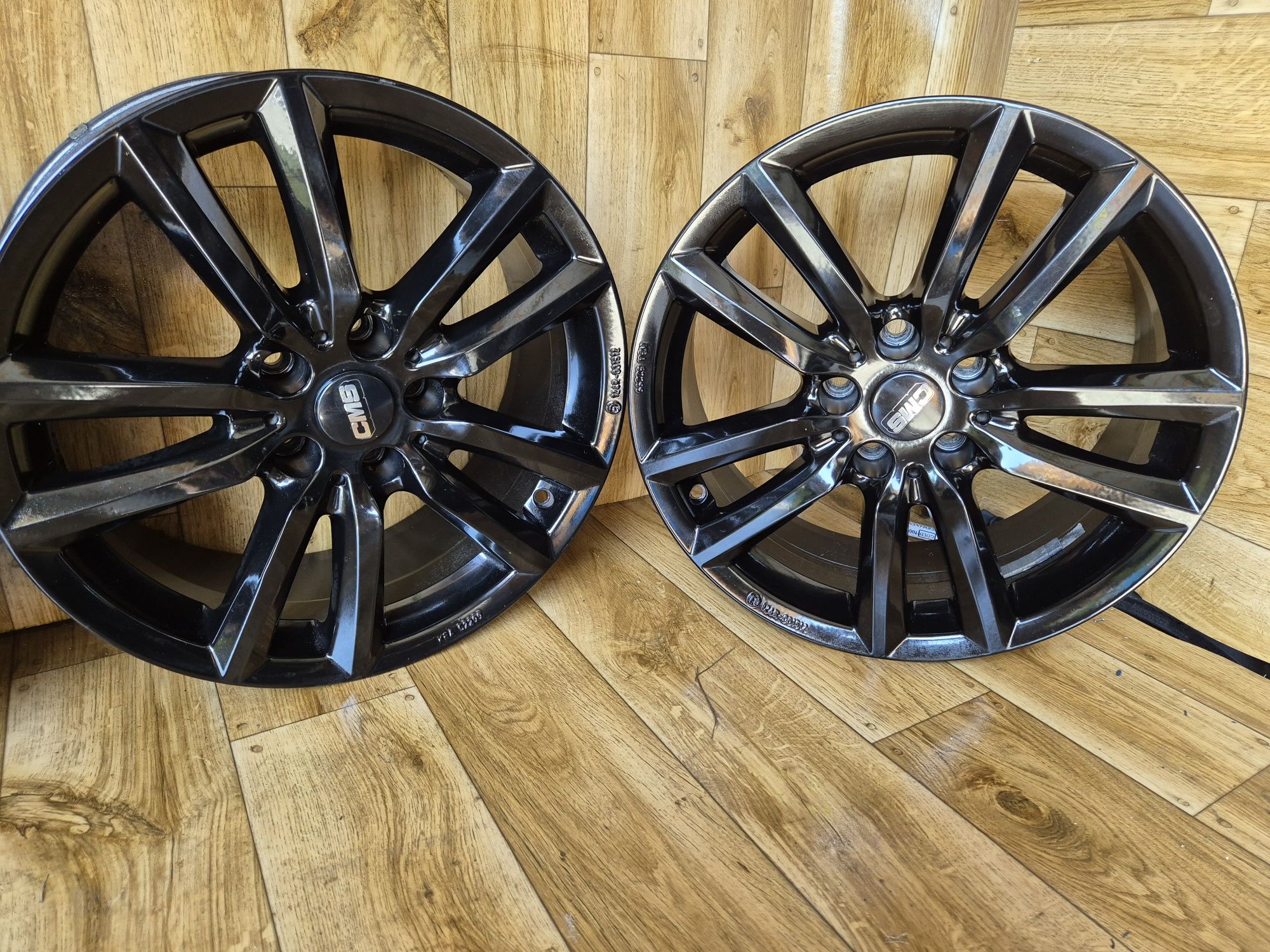 Alufelgi CMS 17 cali 5x112 et27 7,5j Czarny połysk stan bdb
