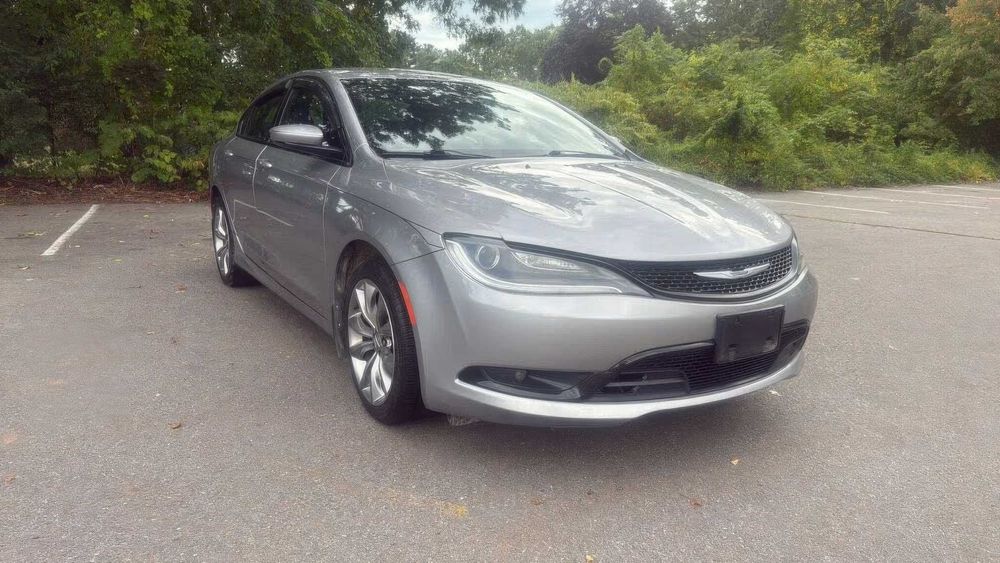 Chrysler 200 S Sedan      2015