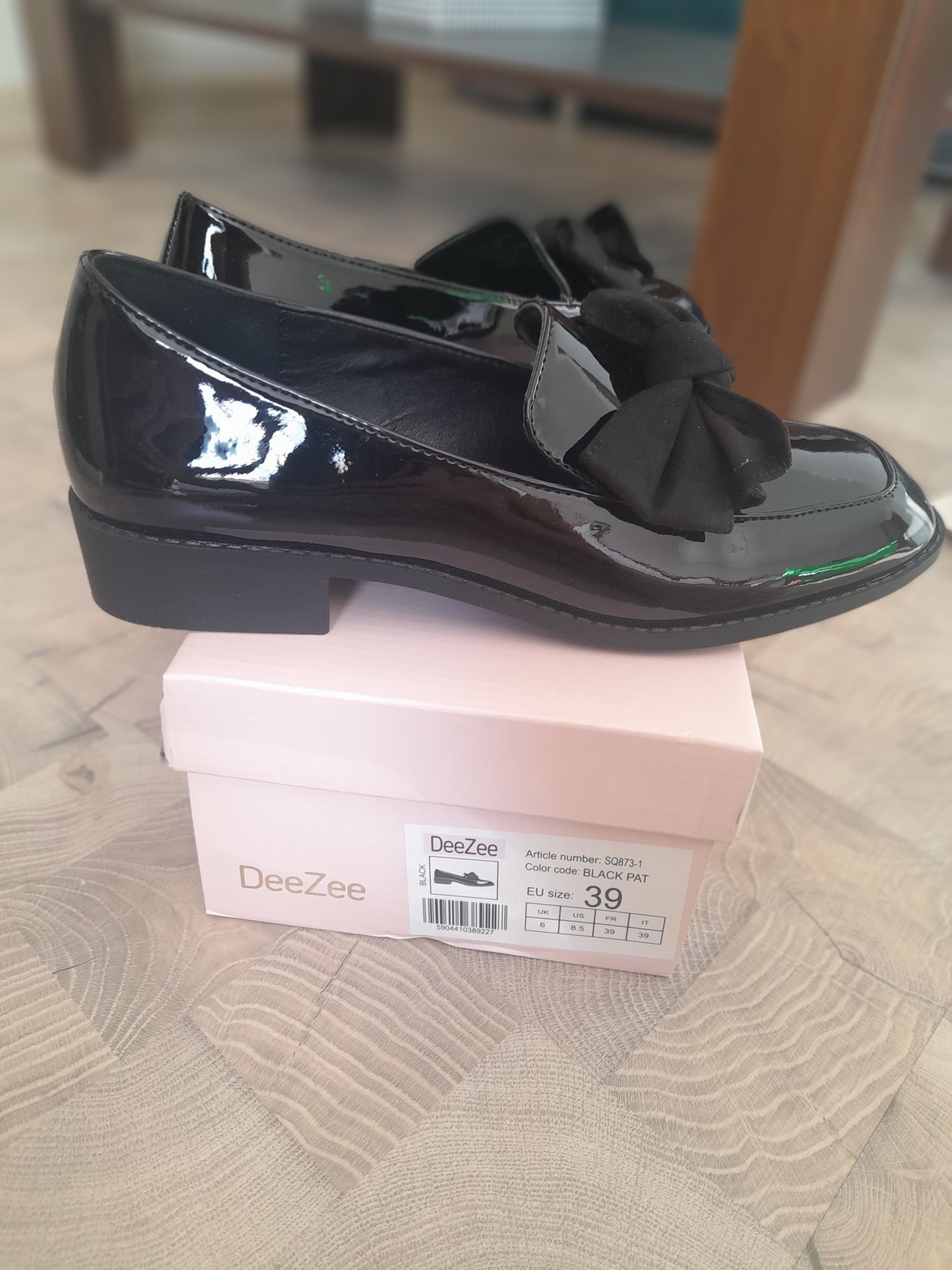 Nowe mokasyny 39
