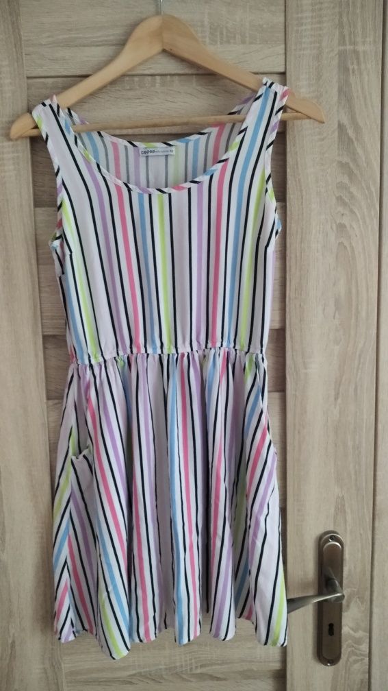Sukienka Cropp XS