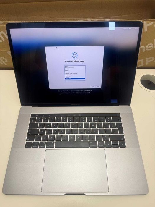 Macbook Pro 15' A1990 16GB RAM Intel Core i7 Bat. 176 Cykli 500GB QWER