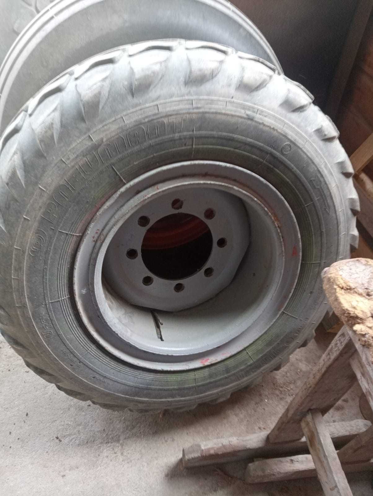 Sprzedam koła do przyczepy rolniczej HL811 i D47