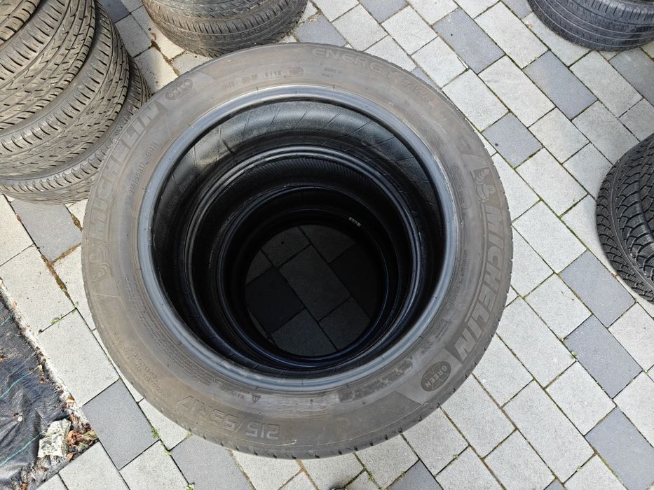 Продам резину р17 Michelin 215/55