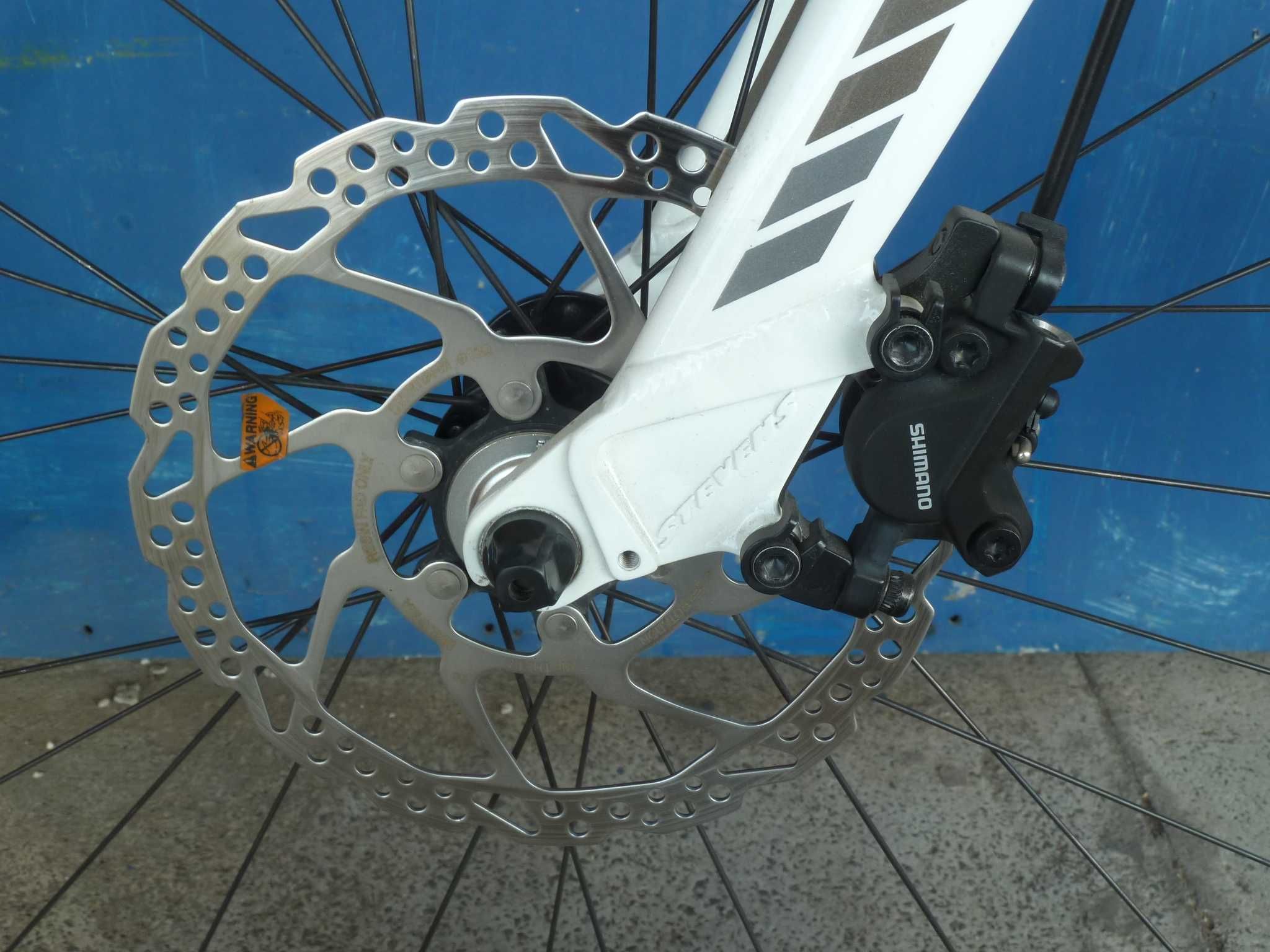 Stevens Strada 900