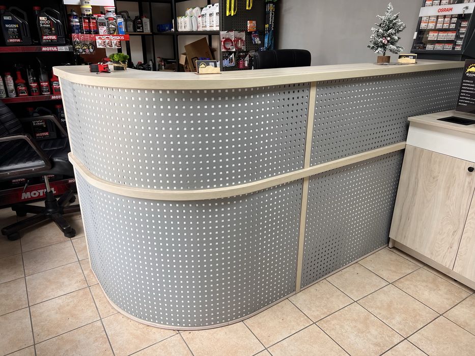 Ресепшн , барная стойка , стол заказов