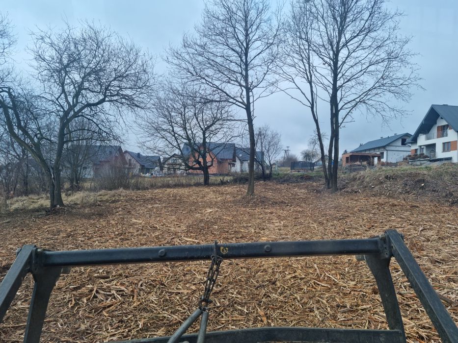 Wycinka krzaków zarośli drzew karczowanie działek mulczer oczyszczenie