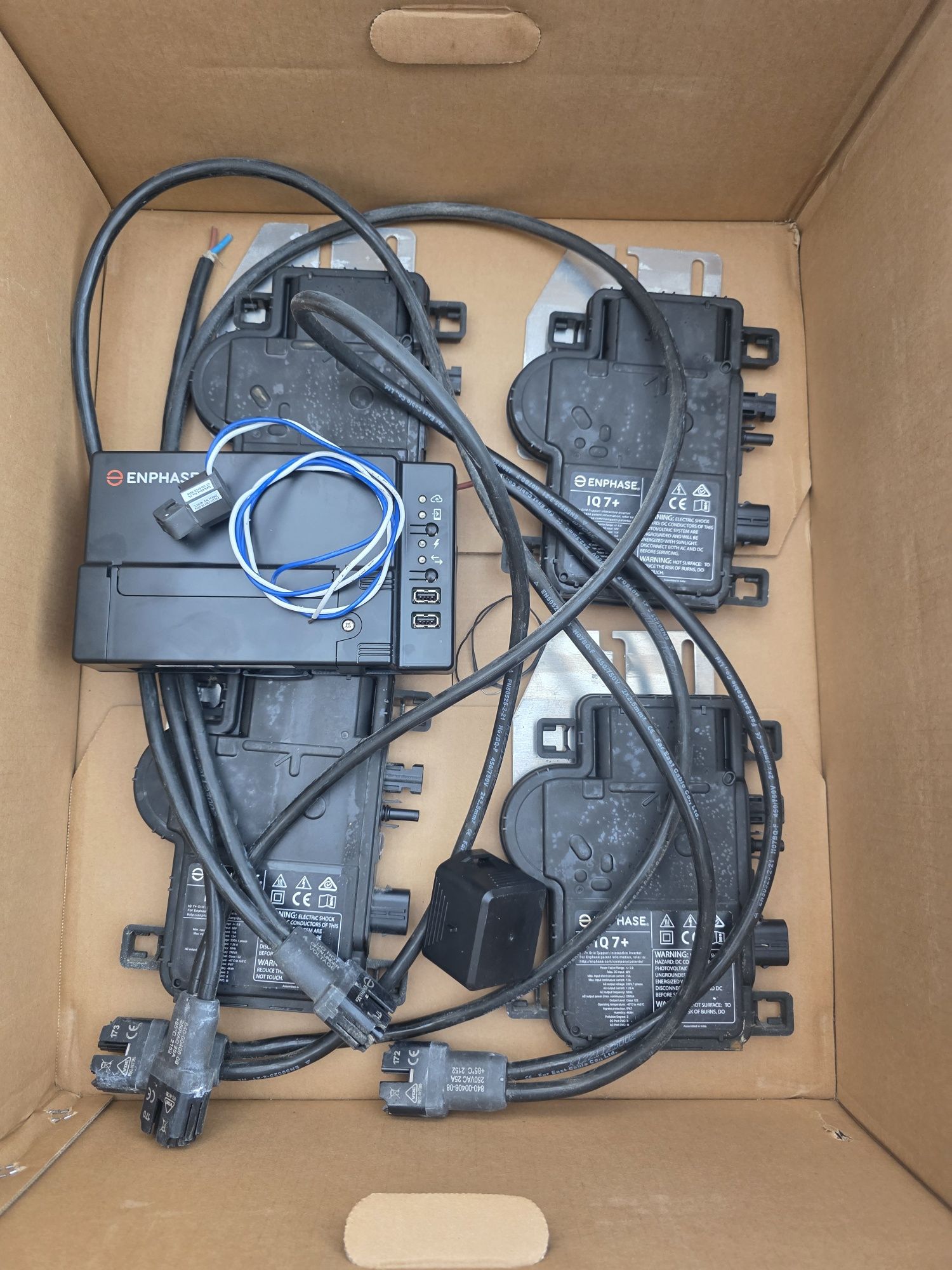 Enphase micro inversor + gateway e Meter