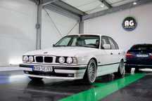 BMW Seria 5 BMW E34 540i V8 bezwypadkowy, wspaniały stan techniczny