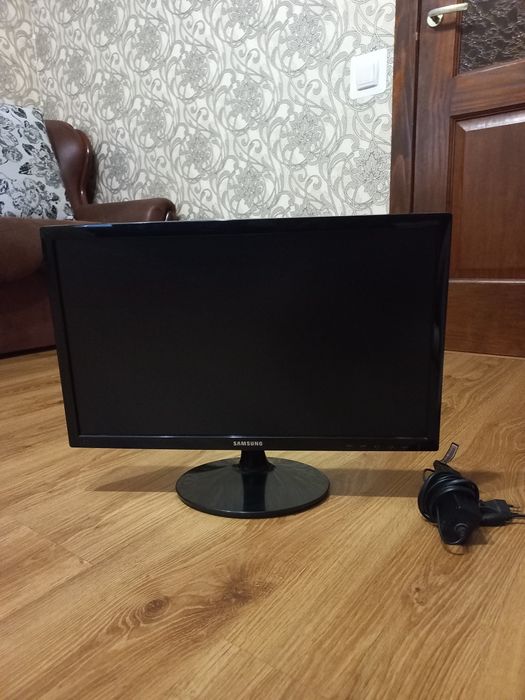 Монитор самсунг 22