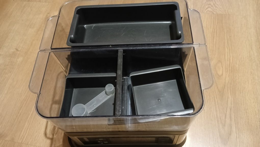Urządzenie do gotowania na parze - parowar Morphy Richards 48780