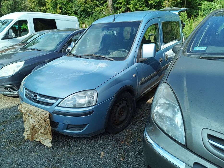 Opel Combo Niska Cena >>> Opel Combo C Tour 1.7 CDTI
