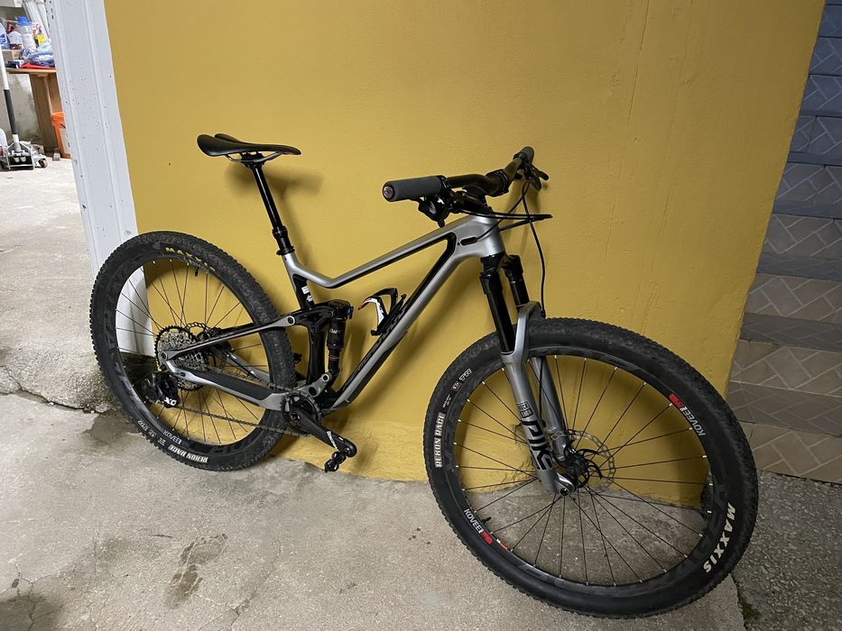 Merida one twenty 9.  8000