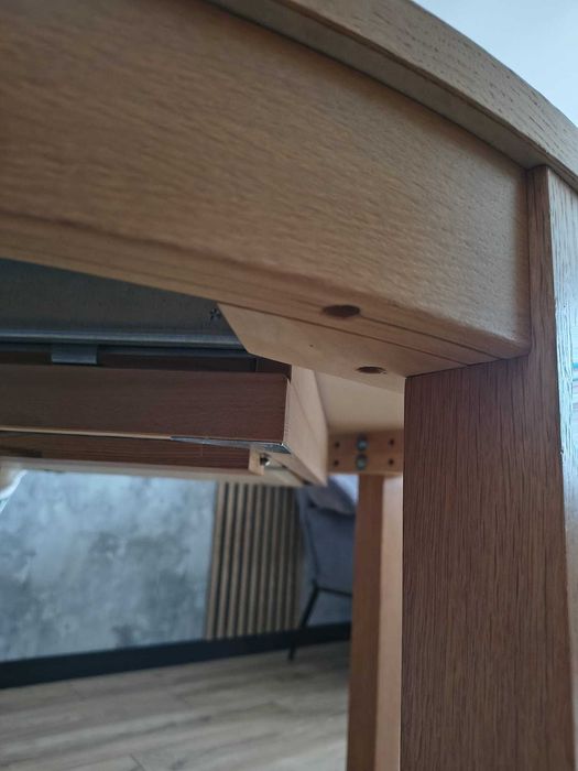 Stół okrągły rozkładany