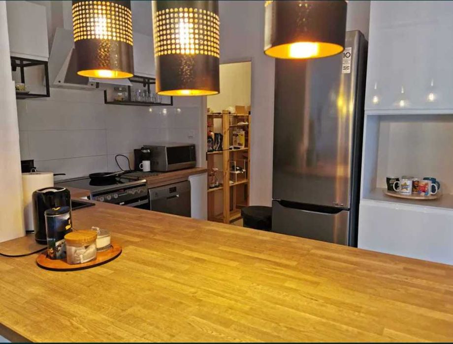 Ładny dom z wieloma pokojami 8-10 osób Poznań Malta oś Zodiak, faktura