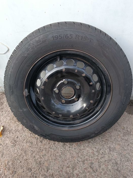 Комплект зимової гуми з дисками barum polaris 5 195 65 r15