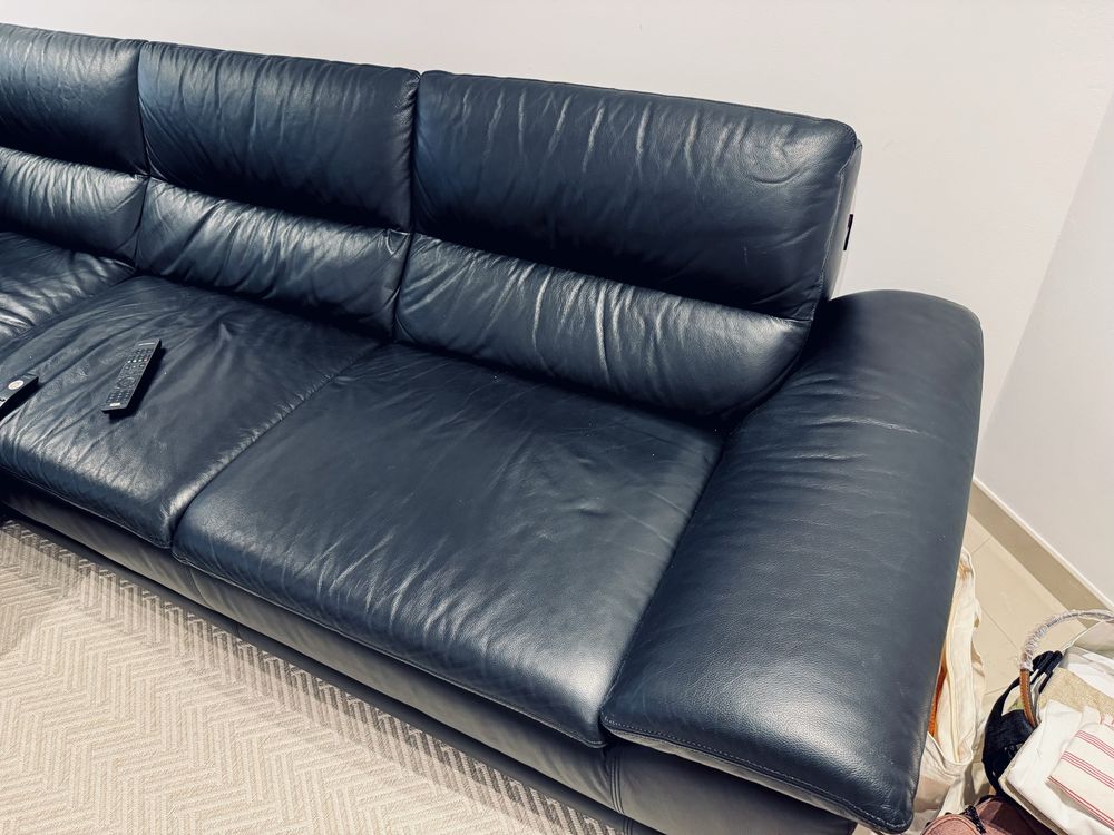 Sofa Chateaux D’aux Pele Italiana Preto (3 Lugares + Chaise-Long)