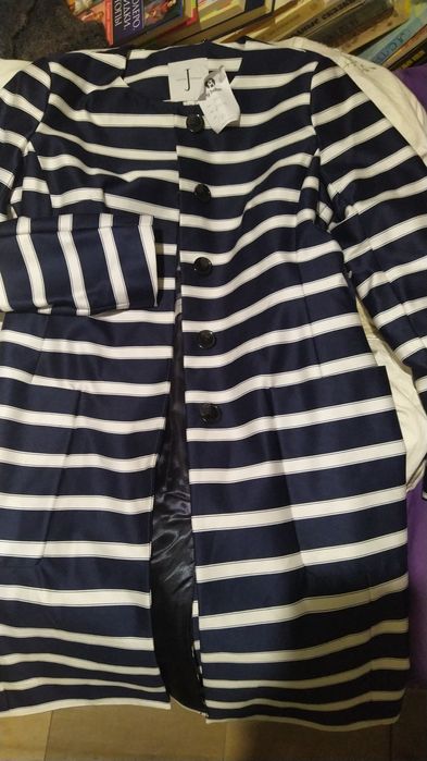 Новый плащик для девушки 10 (42) S