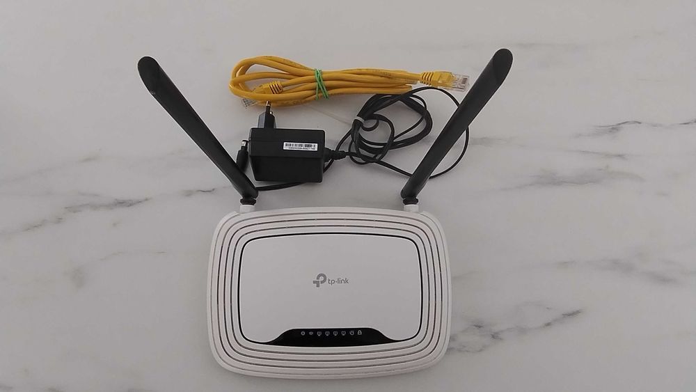 Router TP link WR841N