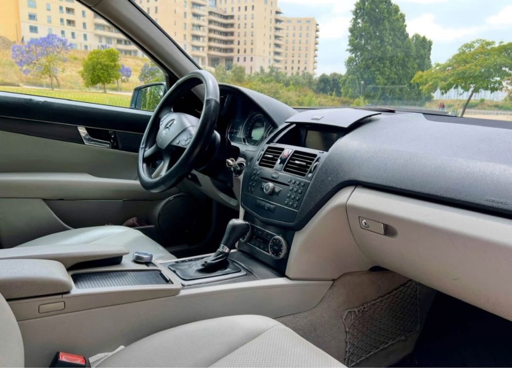 Mercedez-benz c220 ano 2008