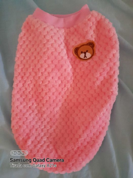 Roupa de cão  nova
