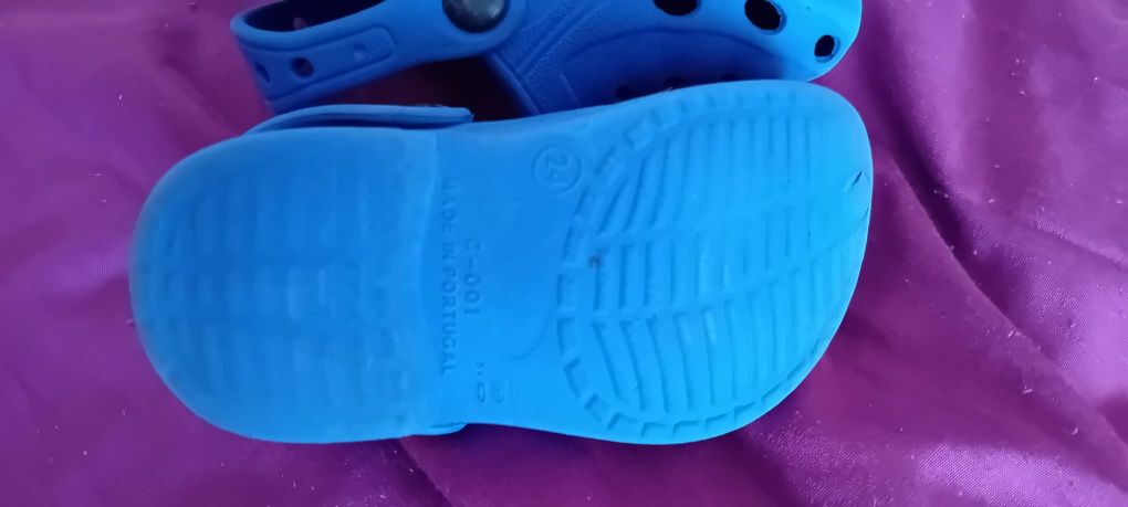 Crocs bebé/criança tamanho 24 menino ou menina