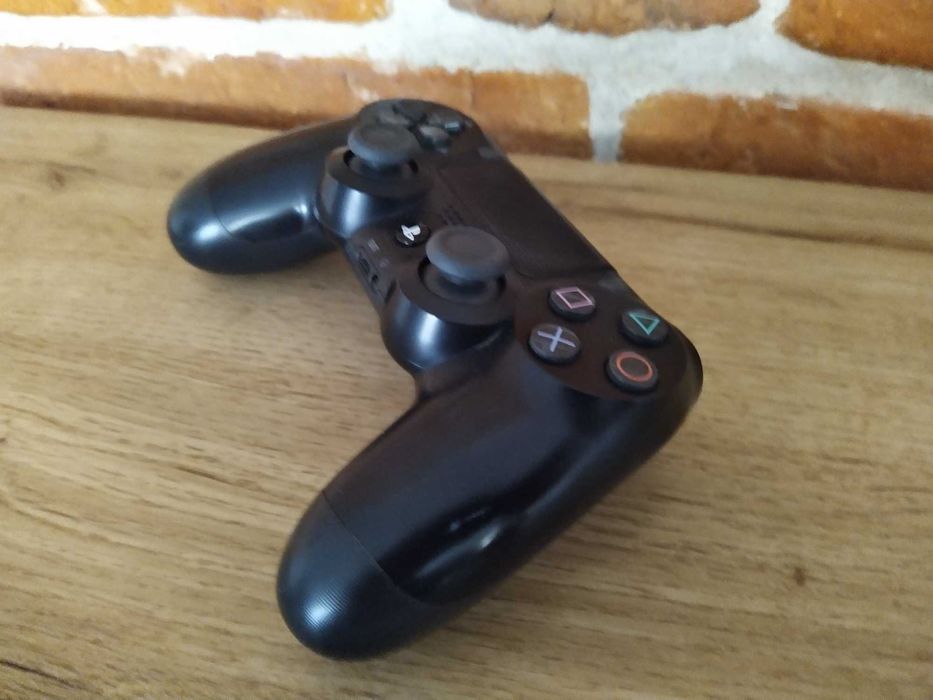 Pad dualshock do PS4 czarny, oryginalne - 2 sztuki w cenie jednego