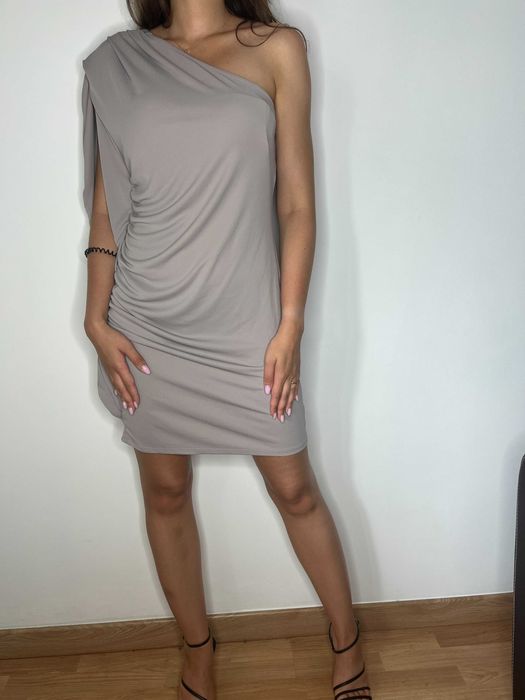 Beżowa szara sukienka na jedno ramię Asos rozmiar L/XL