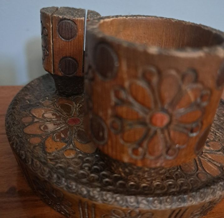 Zestaw dla palaczy pochodząca z Indii z ok 1930 roku