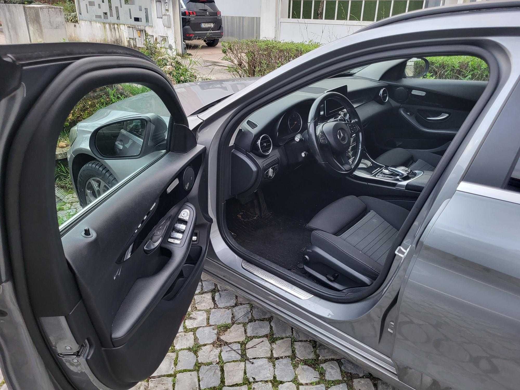 Carrinha Mercedes C 200