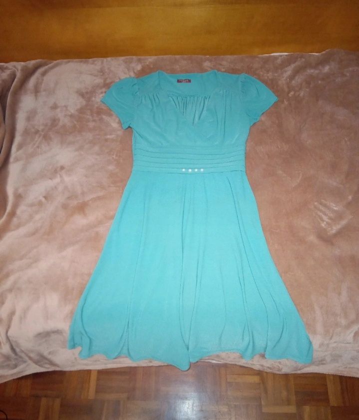 Vestido verde midi cintado S, Fifilles Paris