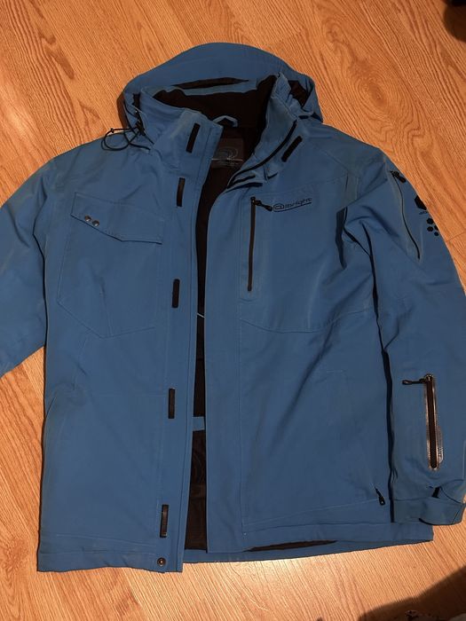 Лижна куртка на мембрані