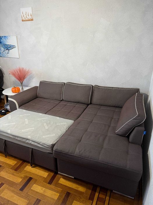 Кутовий диван 240-170 з розкладною системою та підйомним механізмом бу