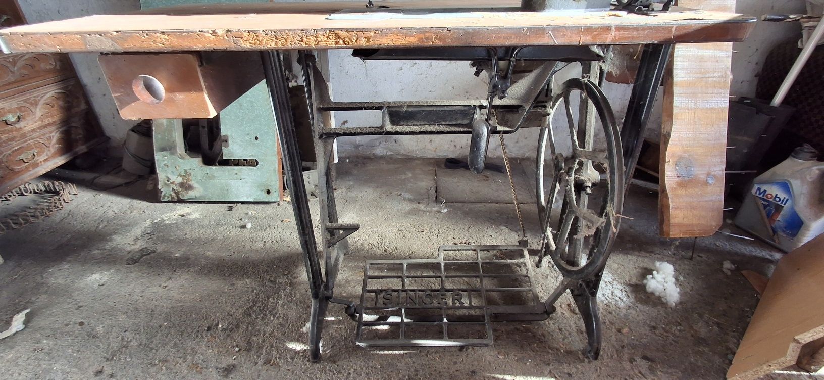 Máquina de costura+máquina desmontada