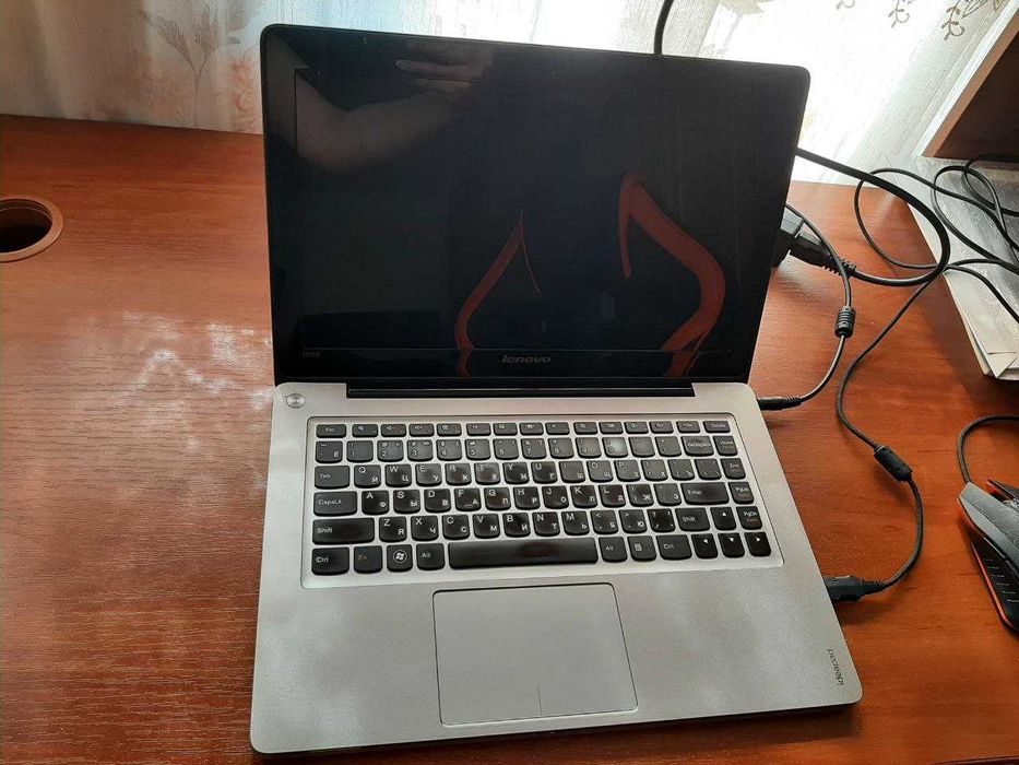 Lenovo u310 (core i5 u3317, ssd 120 + 456 hdd, ddr3L 4gb)