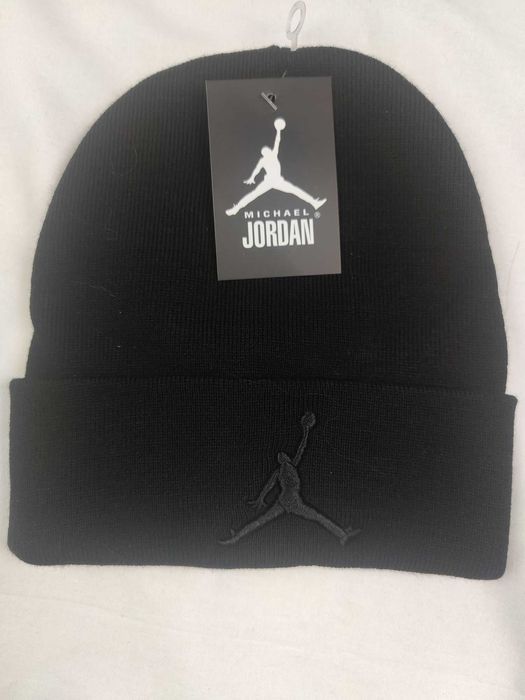 Czapka zimowa Guess damska męska czapki nike