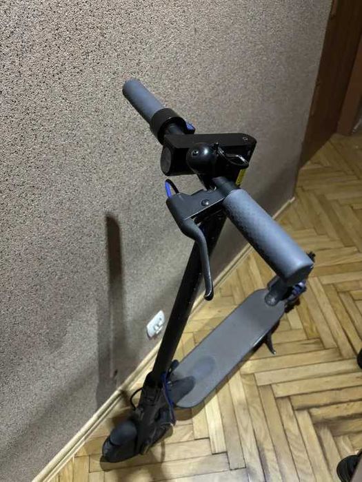 *USZKODZONA* Hulajnoga elektryczna XIAOMI Mi 3  300W 8.5" Czarny