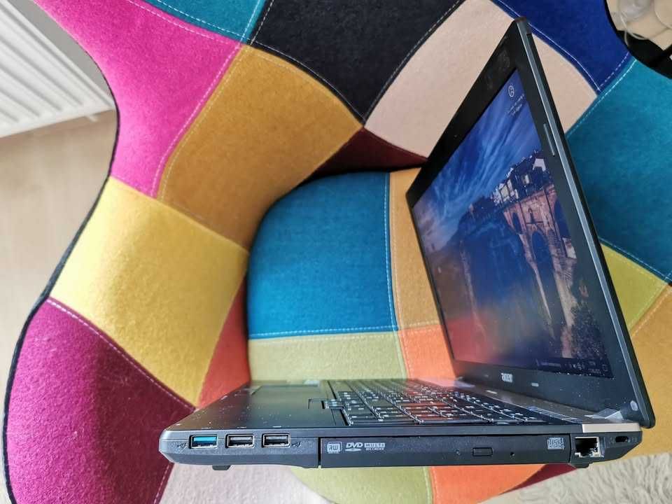 Laptop Acer Travelmate 8573 Intel i5-2450M GT540M 8GB SSD 256GB Win 10