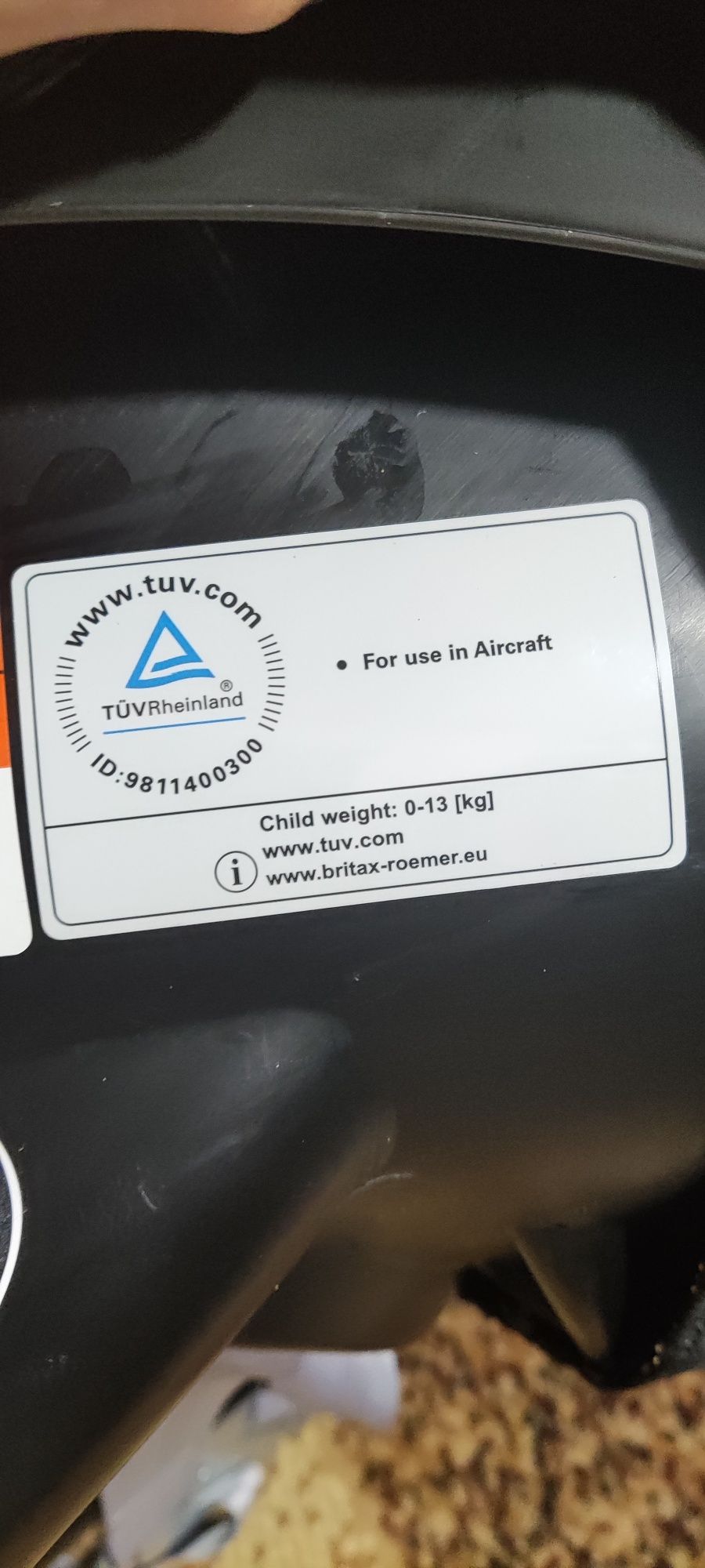 Продам автолюльку Britax Romer