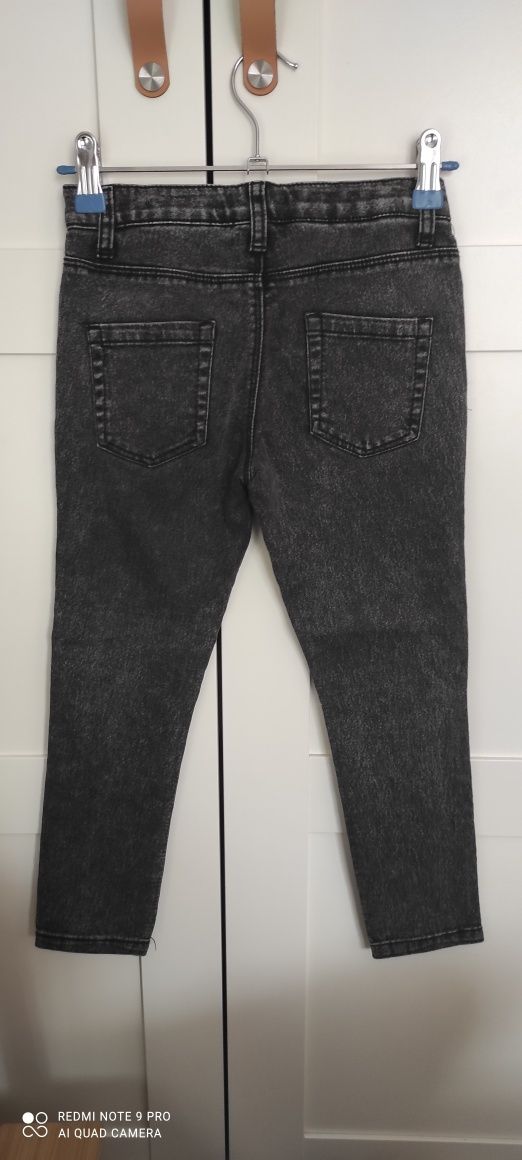 Spodnie jeansowe rurki dziewczęce Primark 122