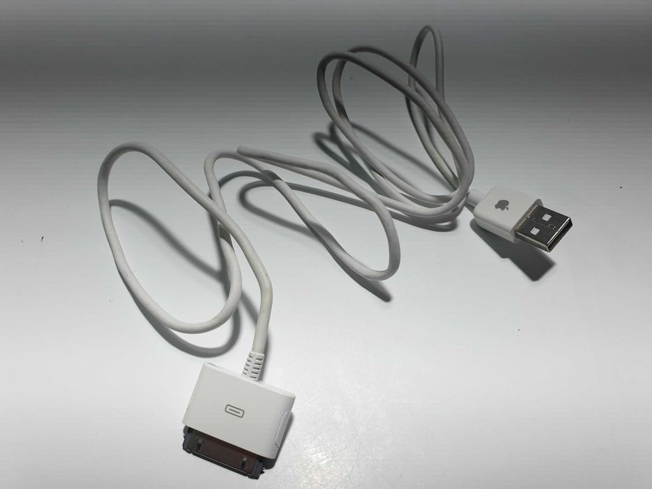 M9569G/A Apple iPod Dock 30-pin  to USB