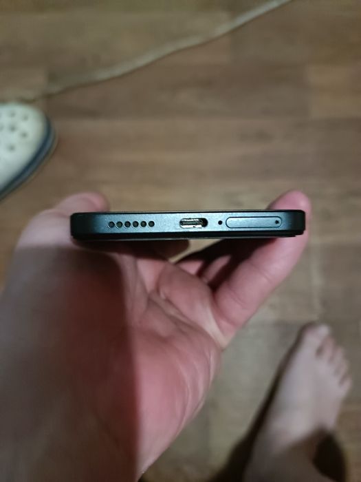 Xiaomi redmi note 14 pro 6+6/128gb nfc black состояние близкое к идеал