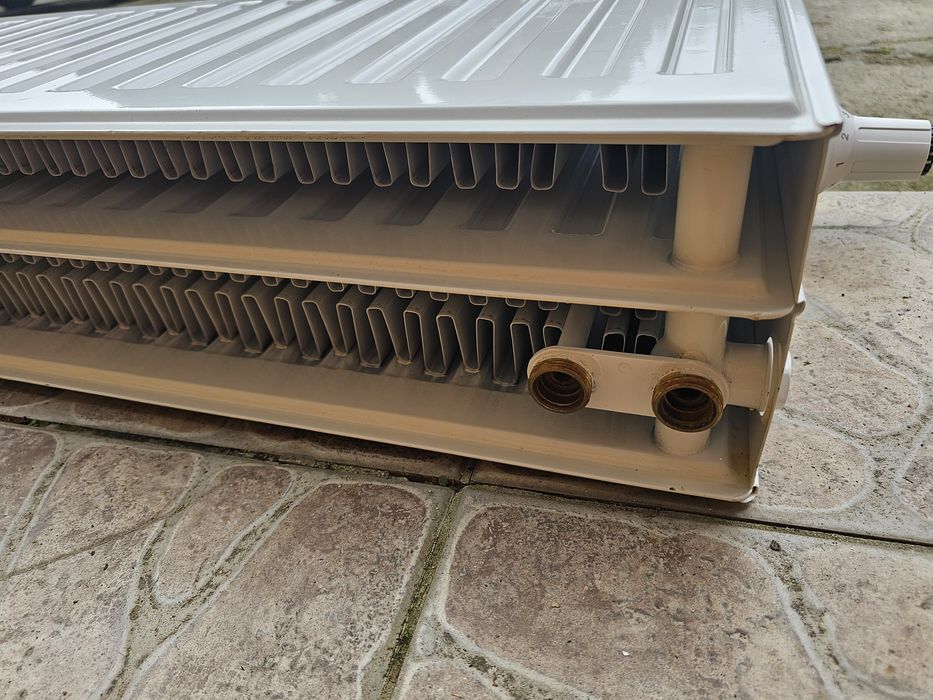 Grzejnik panelowy 70x30x16 3 warstwy nowy