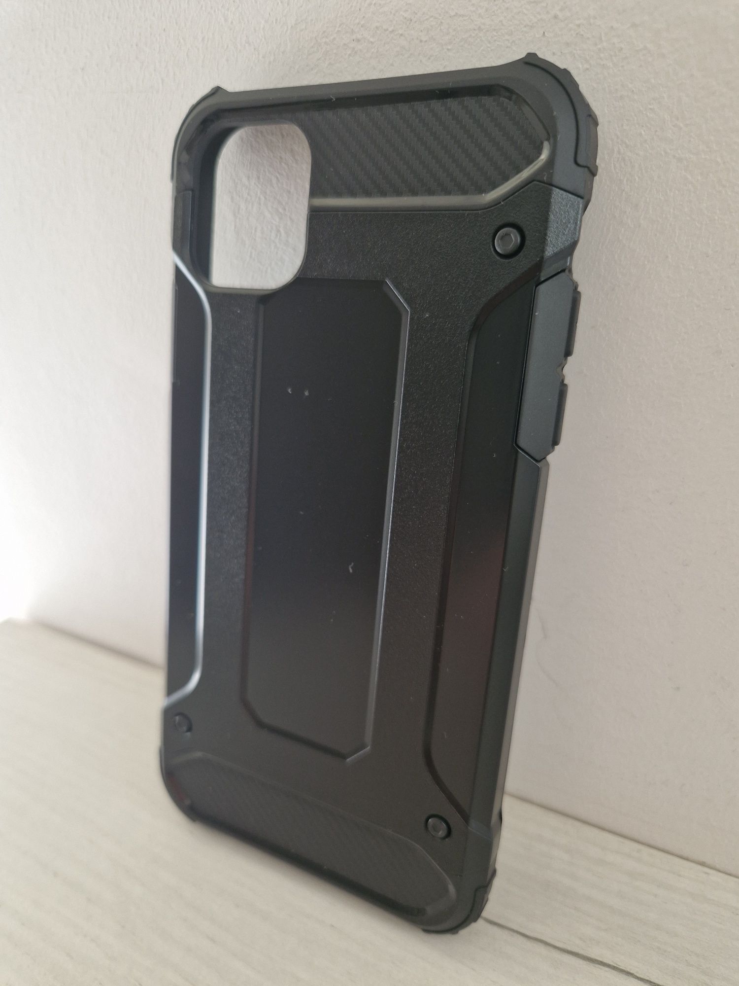 Etui Armor Carbon do Iphone 11 Pro Max Czarny